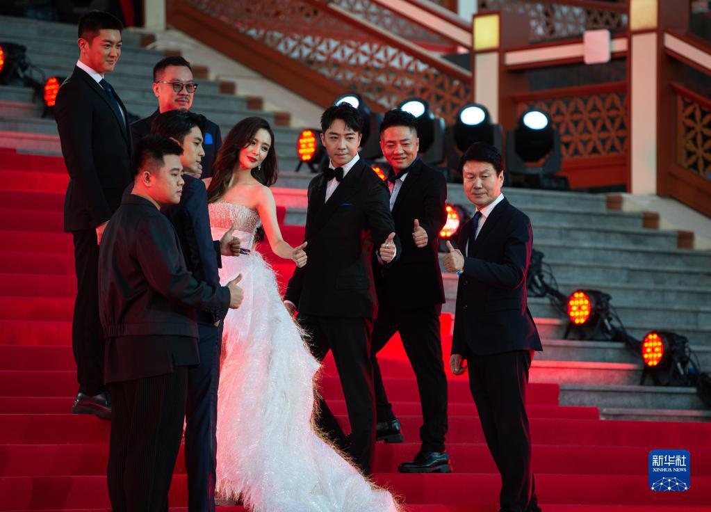 Actores de Scary Rescue