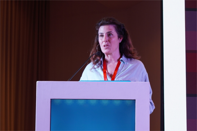 Laura Rovelli - "Palabras clave de China"