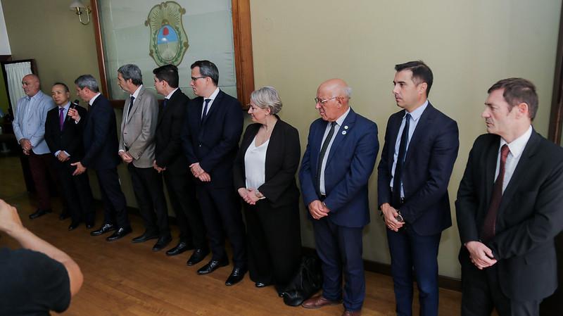 El embajador de China se reunió con el gobernador de San Juan. (Foto: Prensa)