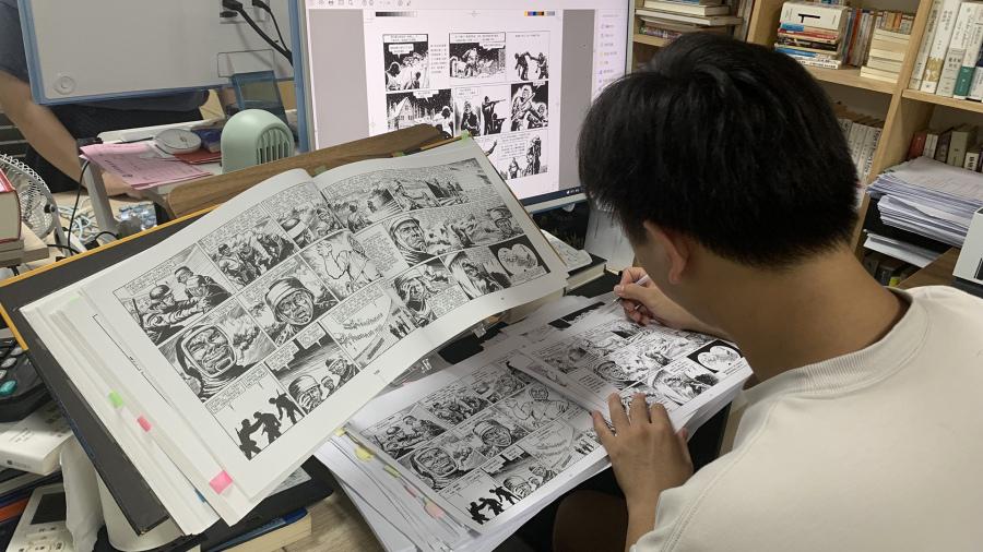 "El Eternauta" llega a las escuelas de China traducido al mandarín. (Foto: Télam)