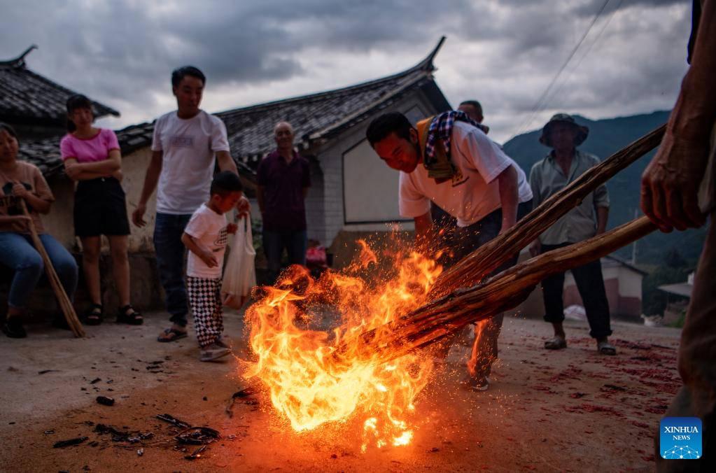 Festejos en Taiping Village, Yunnan (Foto: Xinhua/Jiang Wenyao)