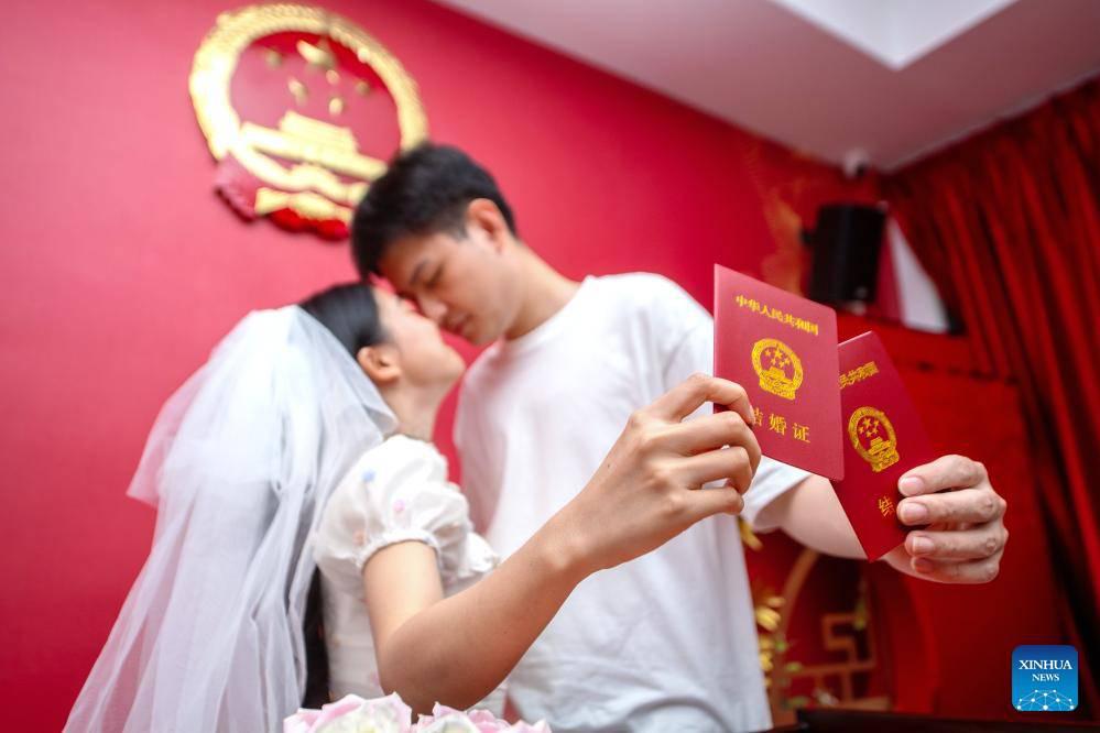 “Día de San Valentín chino”: celebran el Festival de Qixi (Foto: XInhua)