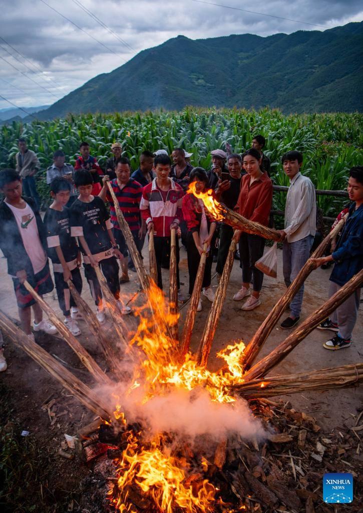 Festejos en Taiping Village, Yunnan (Foto: Xinhua/Jiang Wenyao)