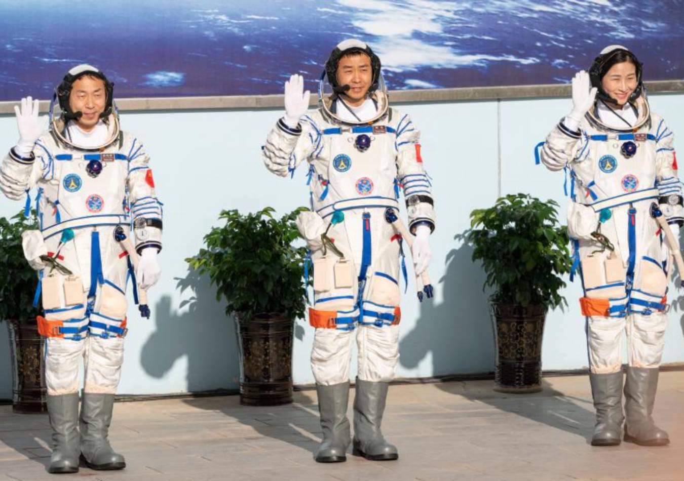 Astronautas Shenzhou-14