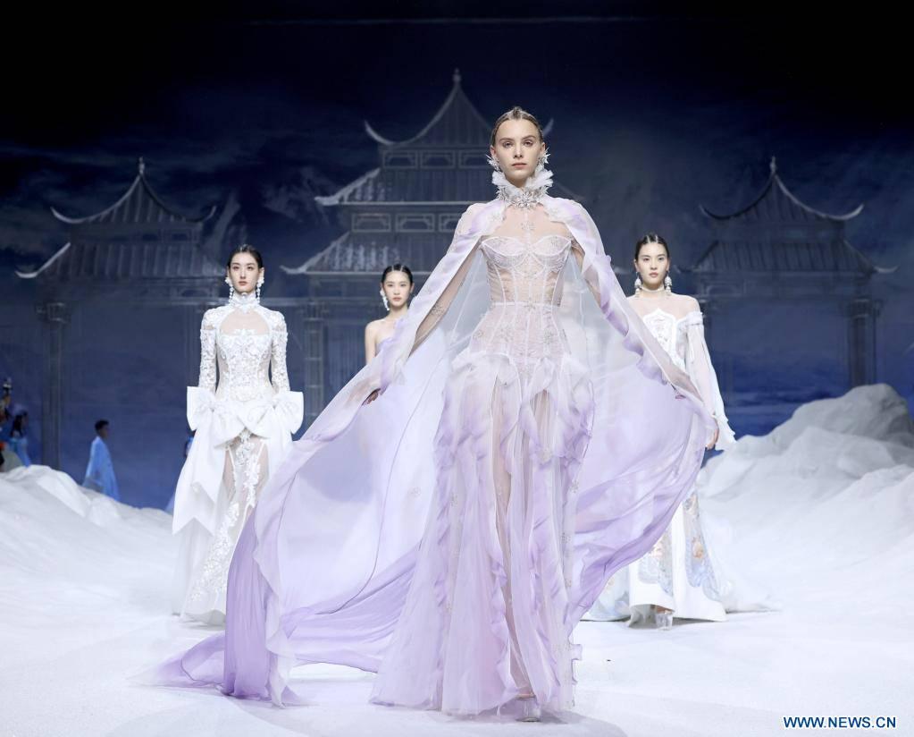 Semana de la Moda de China 2021 en Beijing (Foto:Xinhua)
