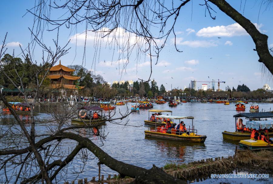 Lago en Kunming (Foto: Xinhua) Lago en Kunming (Foto: Xinhua)