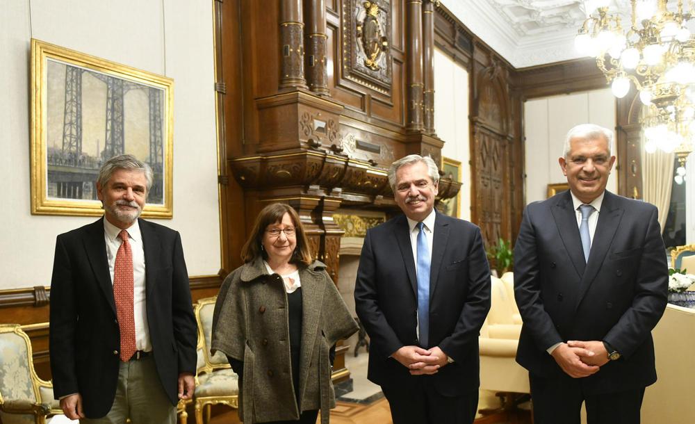 Alberto Fernandez, Filmus, Dominguez y Raquel Chan