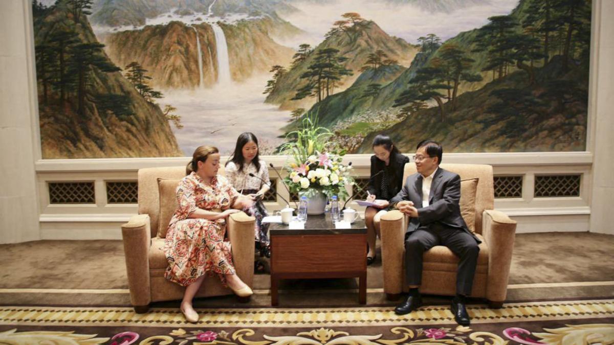 Delegación argentina visitó la Academia China de Ciencias Sociales. (Foto: Twitter)