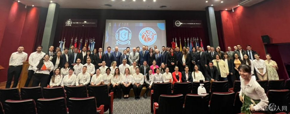 El Instituto Universitario de la Policía Federal Argentina presentó los logros del programa de aprendizaje de idioma chino. (Foto: argchina.com)