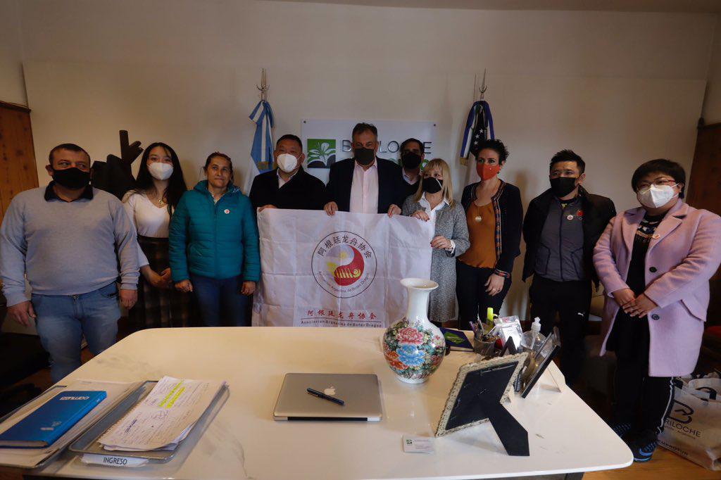 Intendente Bariloche y Botes Dragon encuentro 2