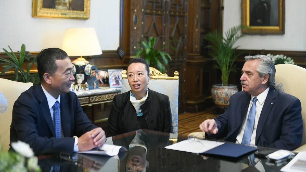 Alberto Fernández y el presidente de China Railway. (Foto: Prensa Casa Rosada) Alberto Fernández y el presidente de China Railway. (Foto: Prensa Casa Rosada)