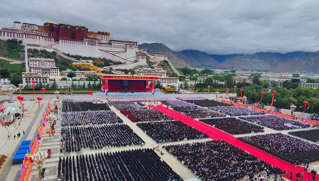 Tibet 70 años - Foto Xinhua - Sun Ruibo