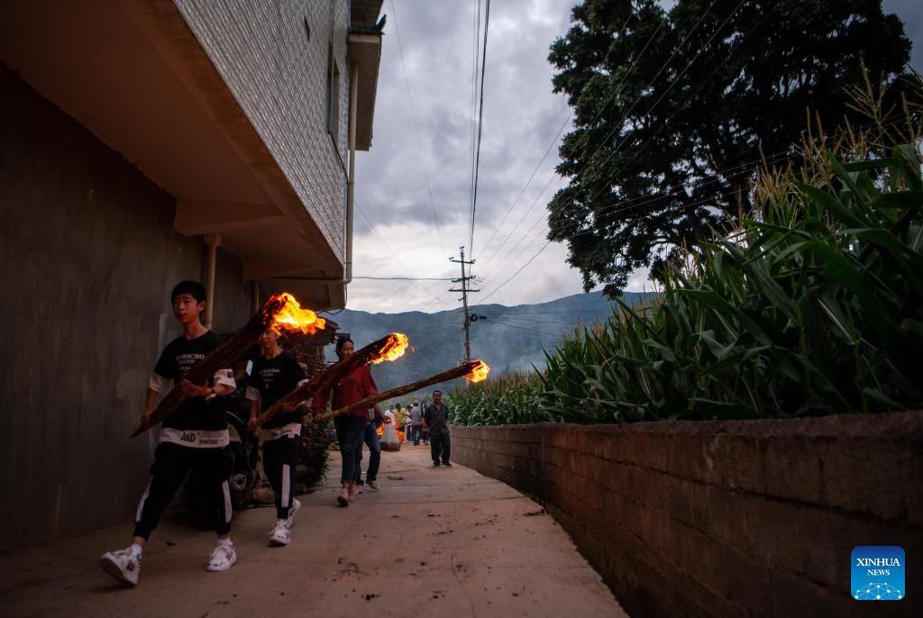 Festejos en Taiping Village, Yunnan (Foto: Xinhua/Jiang Wenyao)