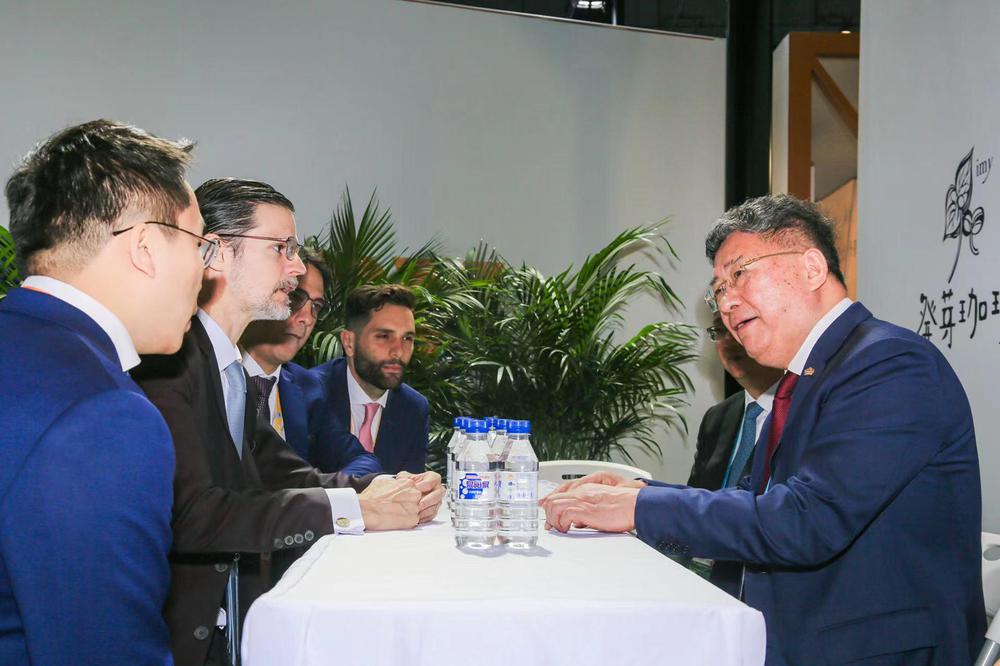 Las empresas argentinas se destacan en la CIIE. (Foto: Prensa Cancillería Argentina)