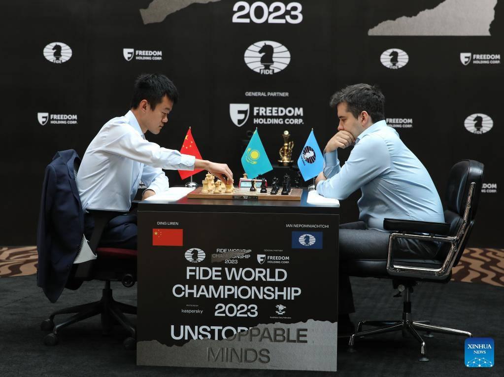 Ding Liren é o primeiro chinês campeão mundial de xadrez - TVI Notícias