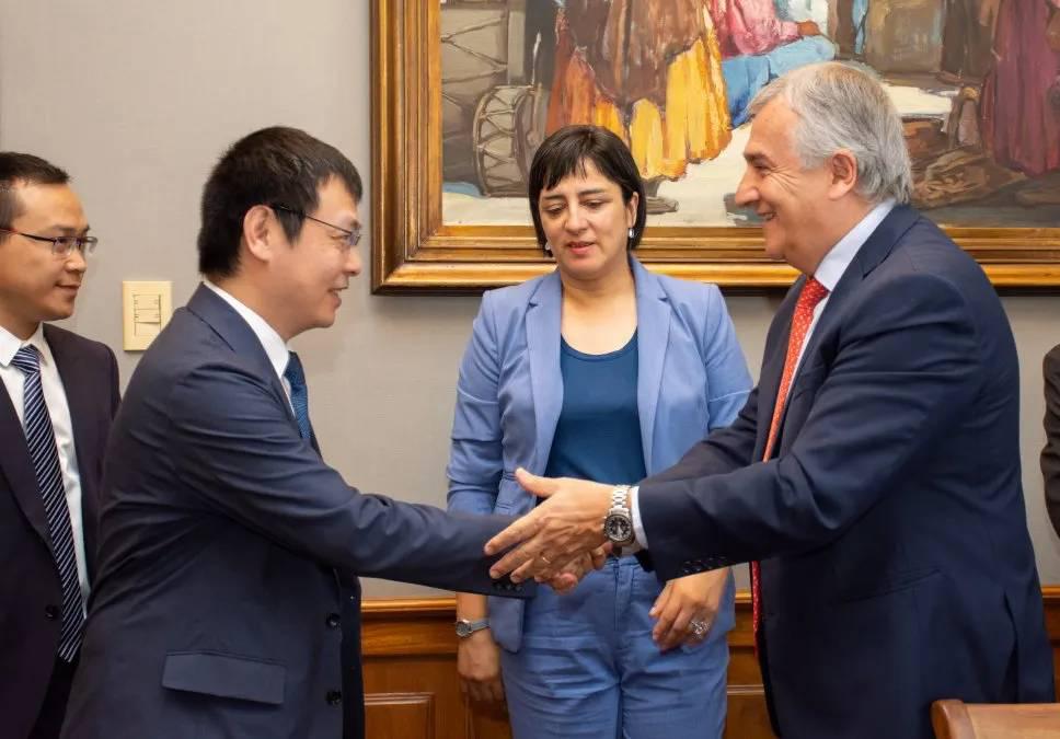 Gerardo Morales y BYD (Foto: Prensa Jujur) Gerardo Morales y BYD (Foto: Prensa Jujur)