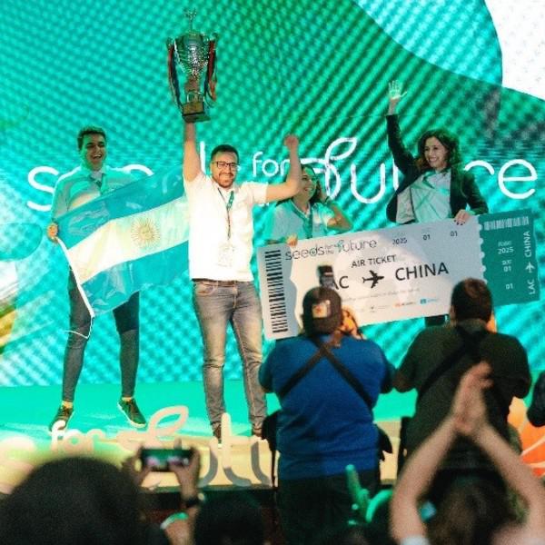 FhRXX4aYK_600x600__1