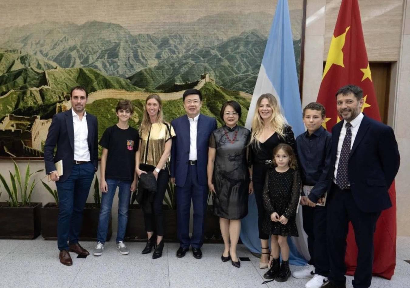 Noche de las Embajadas. (Foto: twitter.com/ChinaEmbArg)