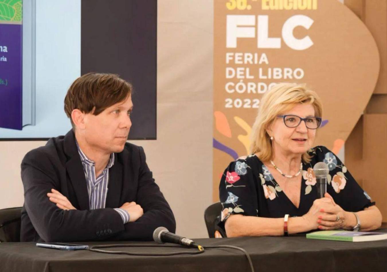 Presentación en la Feria del Libro de Córdoba con Gonzalo Ghiggino. (Foto: Instagram/@unceditorial)
