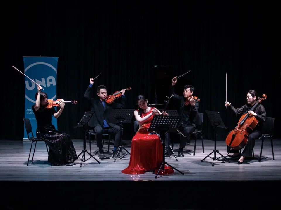 1772473837_2026-una-damus-reunion-china960x72002