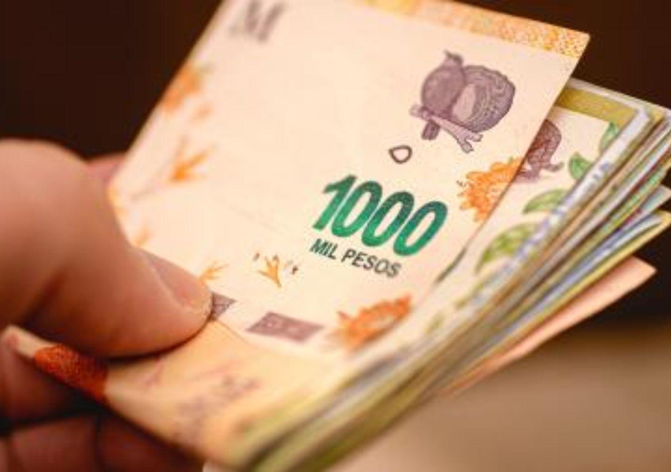 pesos argentino (Foto: Télam)
