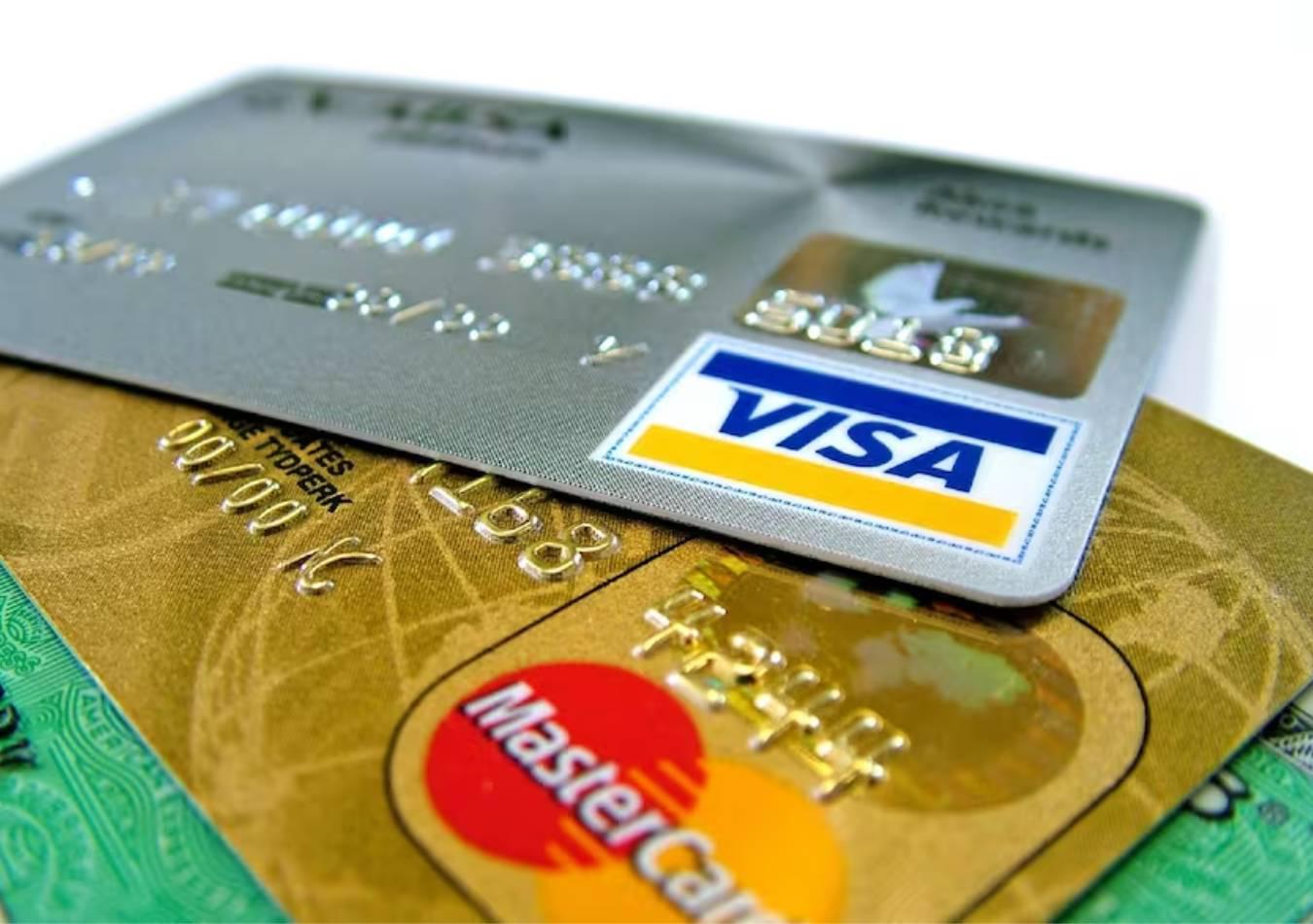 Tarjetas de crédito Visa y Mastercard. (Foto: Web)
