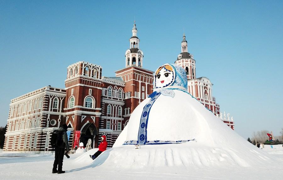 Harbin, la "ciudad de hielo" de China, atrae un récord de turistas. (Foto: Xinhua)