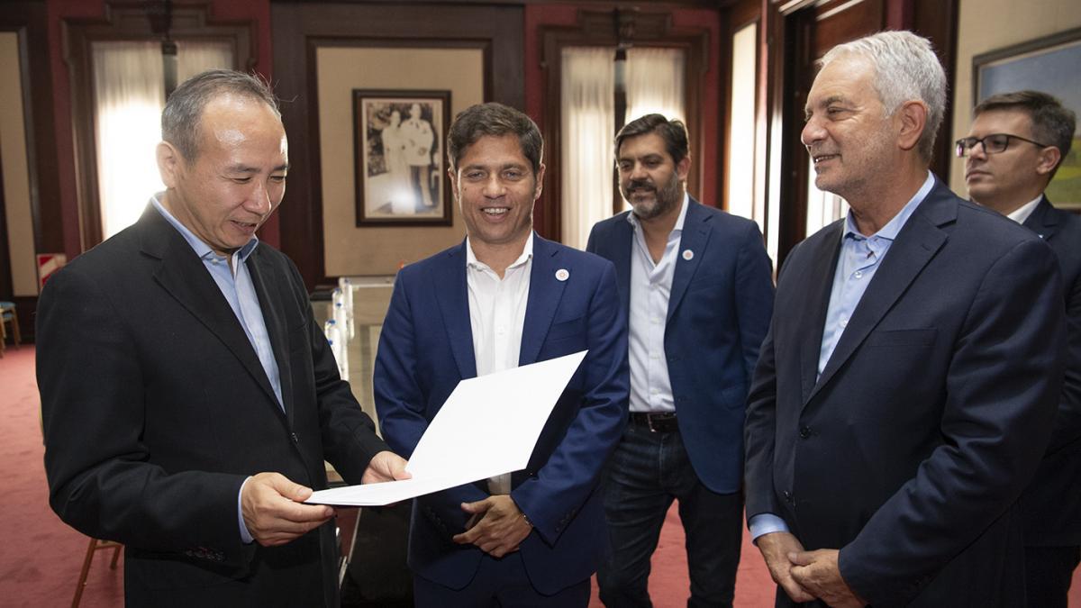 Axel Kicillof y Wang Wei