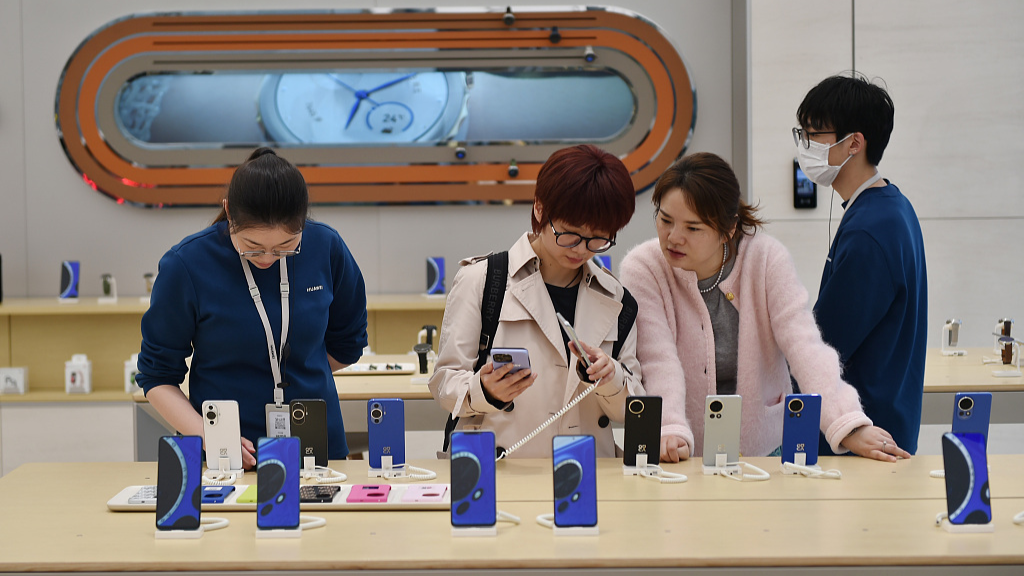 teléfonos (Foto: CGTN) teléfonos (Foto: CGTN)