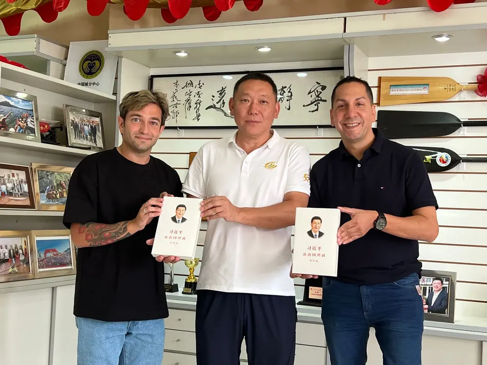 8cd42892-be74-4180-a054-5e7afa360d95