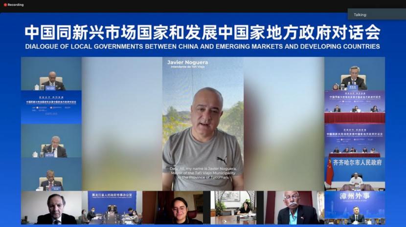 Autoridades de la ciudad tucumana de Tafí Viejo participaron de un foro en Fujian (Foto: Prensa Tafí Viejo)