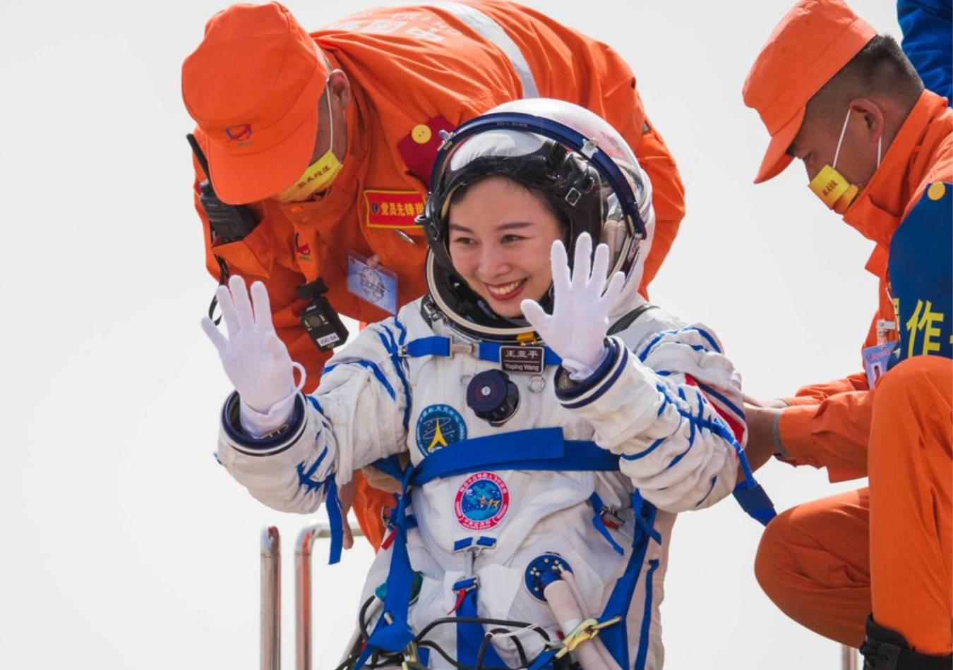 astronautas chinos espacio