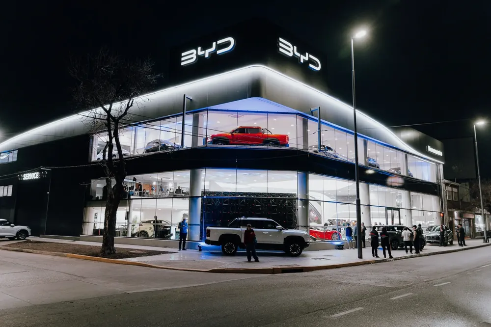 Apertura BYD Monumento