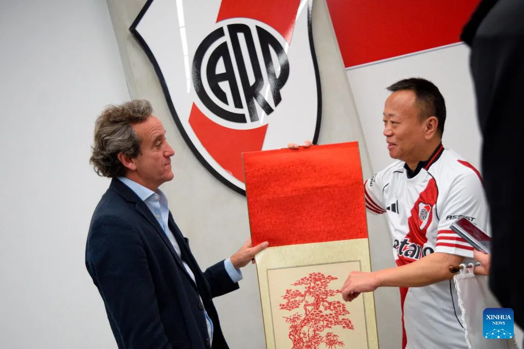 f19f2974b0d6471fb0813e353f8d540e