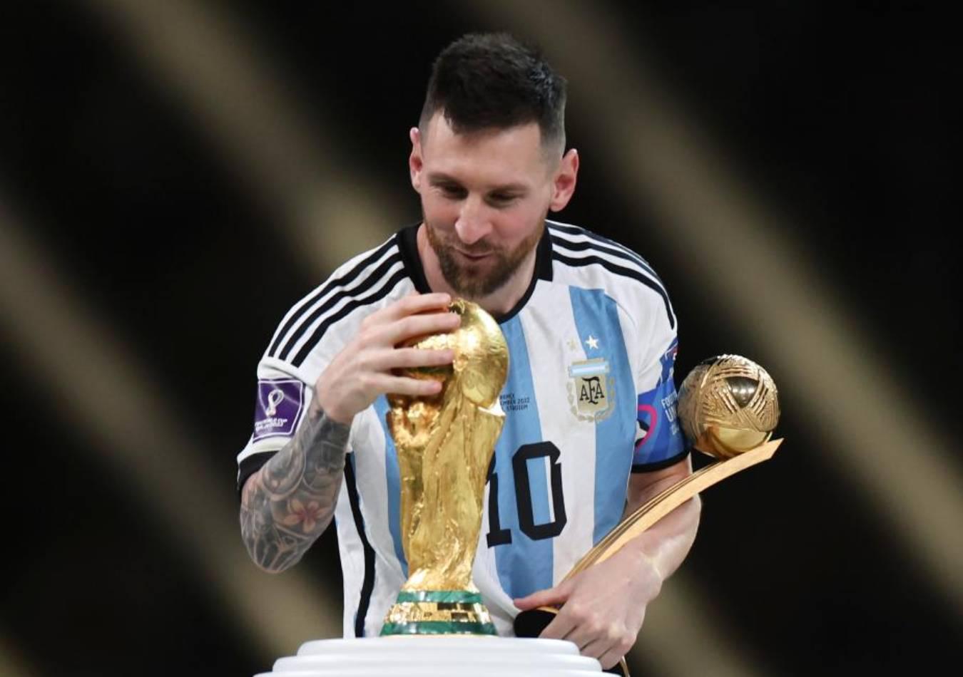 Lionel Messi y la Copa del Mundo. (Foto: Xinhua)