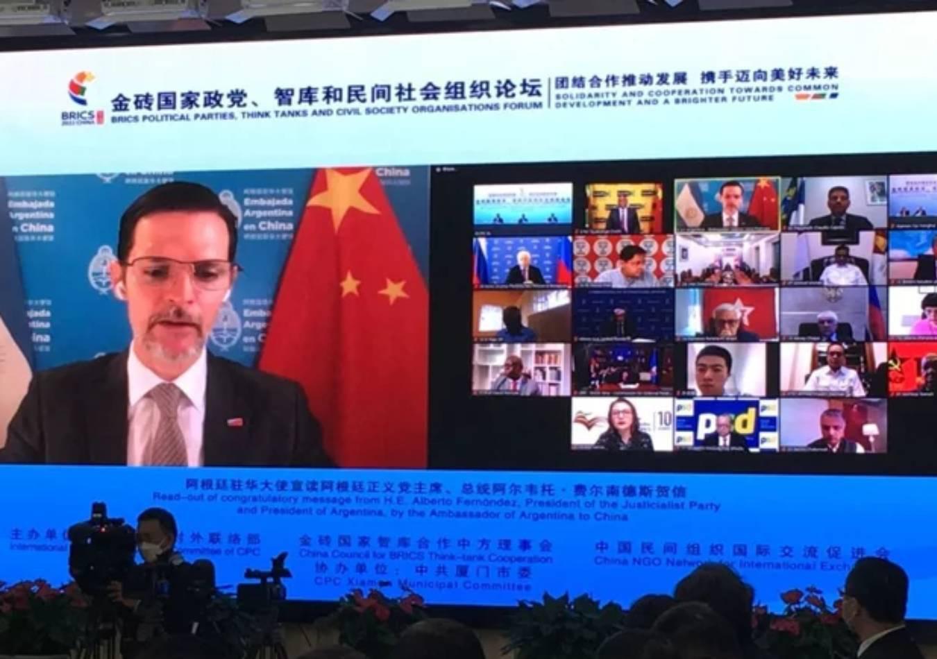 Sabino Vaca Narvaja en conferencia BRICS