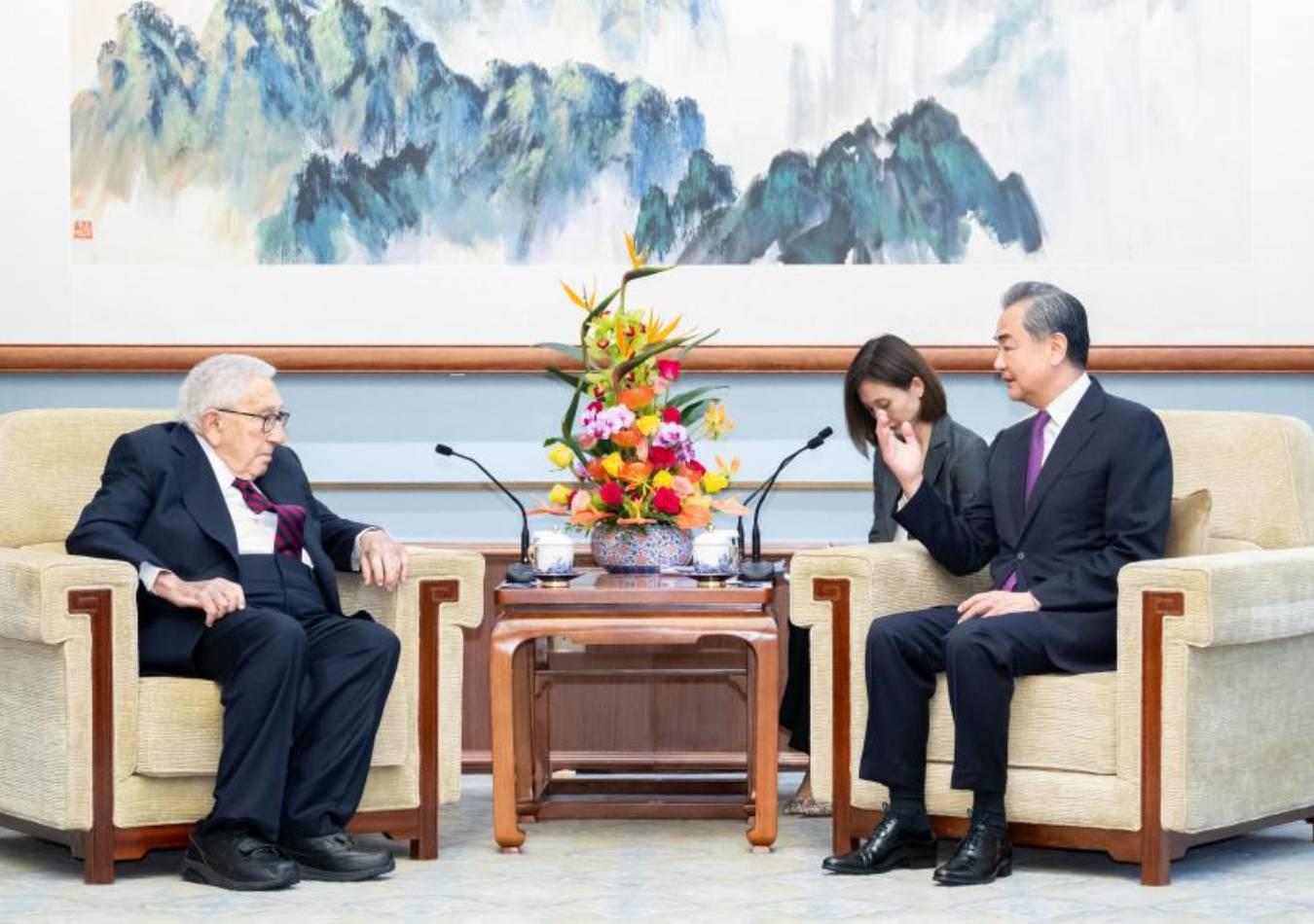 Henry Kissinger viajó sorpresivamente a Beijing y se reunió con altos funcionarios de China. (Foto: Xinhua)