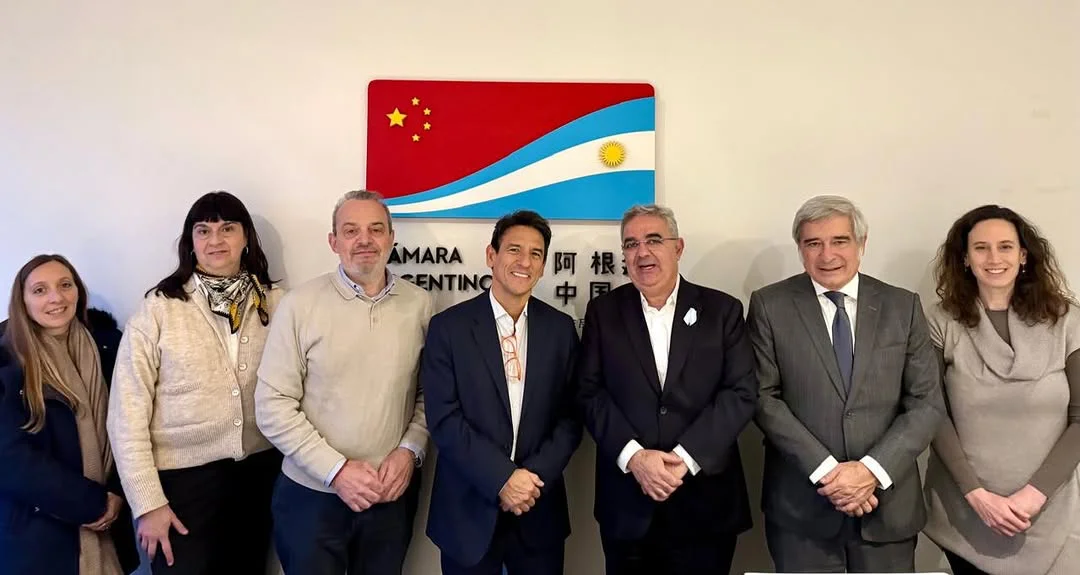 El lunes 13 de julio, la Cámara Argentino China recibió al gobernador de la provincia de Catamar