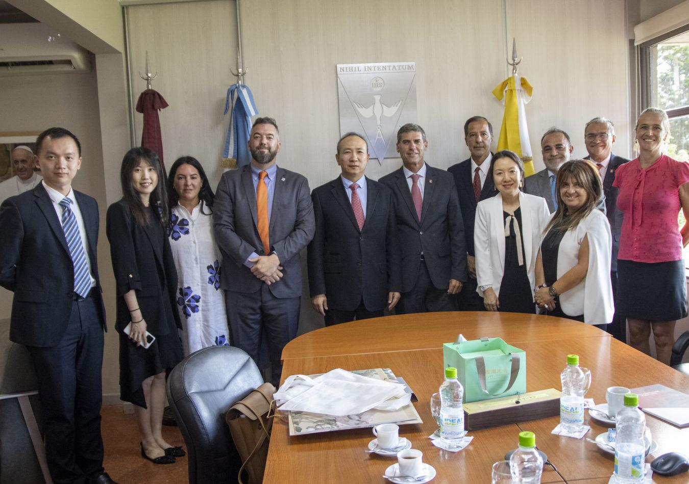 La Universidad Católica de Salta recibió al embajador Wang Wei (Foto: UCASAL)