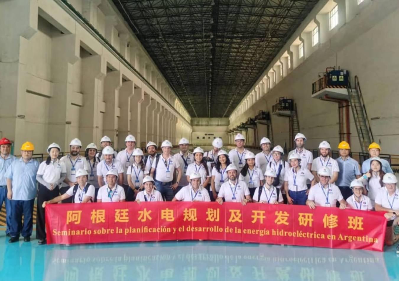 Becarios argentinos participan en seminarios sobre energía en China. (Foto: Prensa Cancillería)