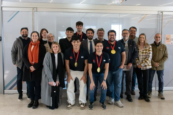 4bf600ab83d1fb6fd480e39e5e01bc79