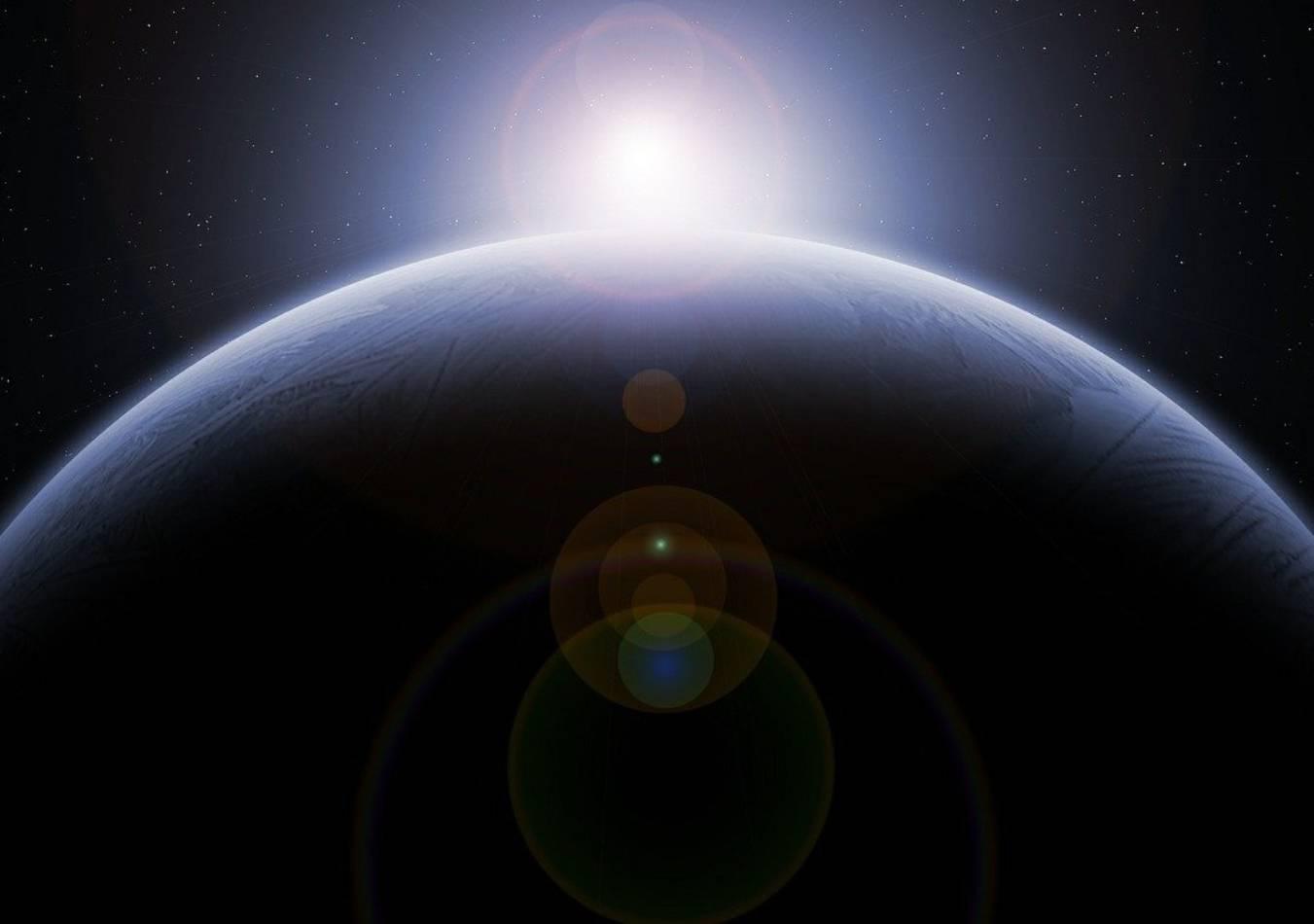 planet-gf80b3c4b7_1280 (1)