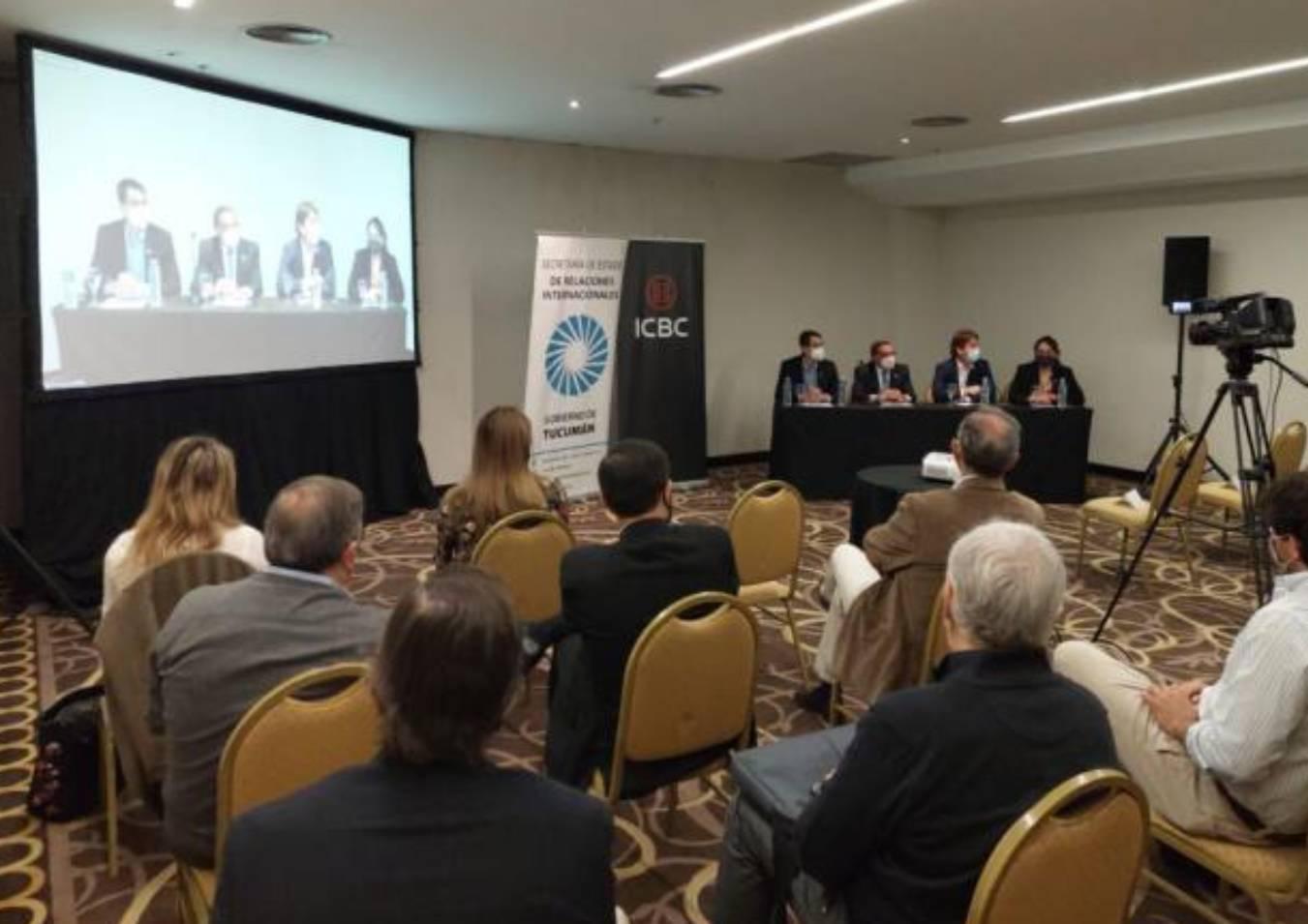 De Tucumán a China. Foto ComunicacionTucuman.gob.ar (1)