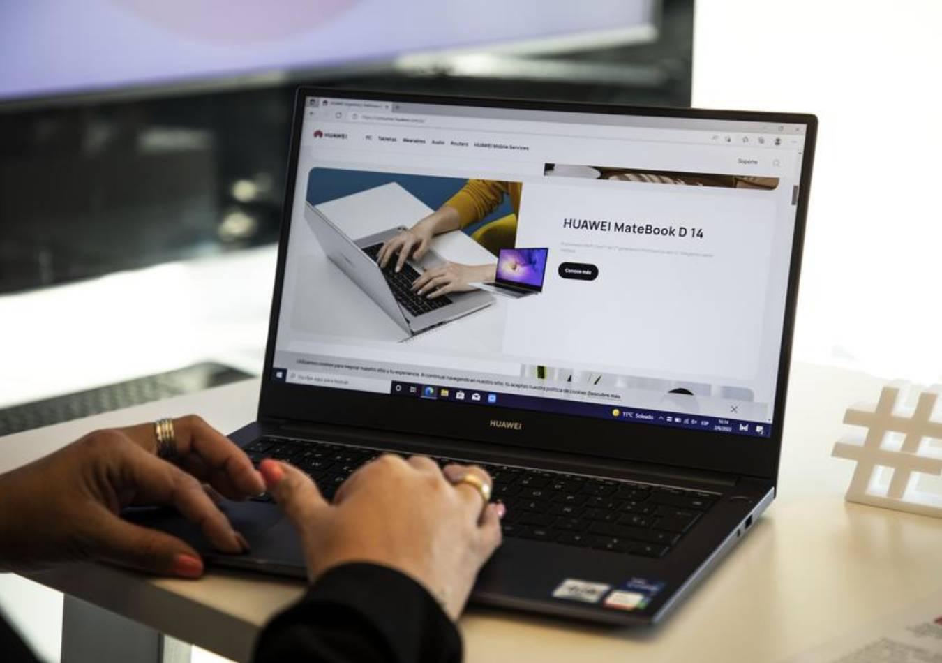 Una empresa china ofreció capacitaciones en tecnología de la información y comunicación para argentinos. (Foto: Xinhua)