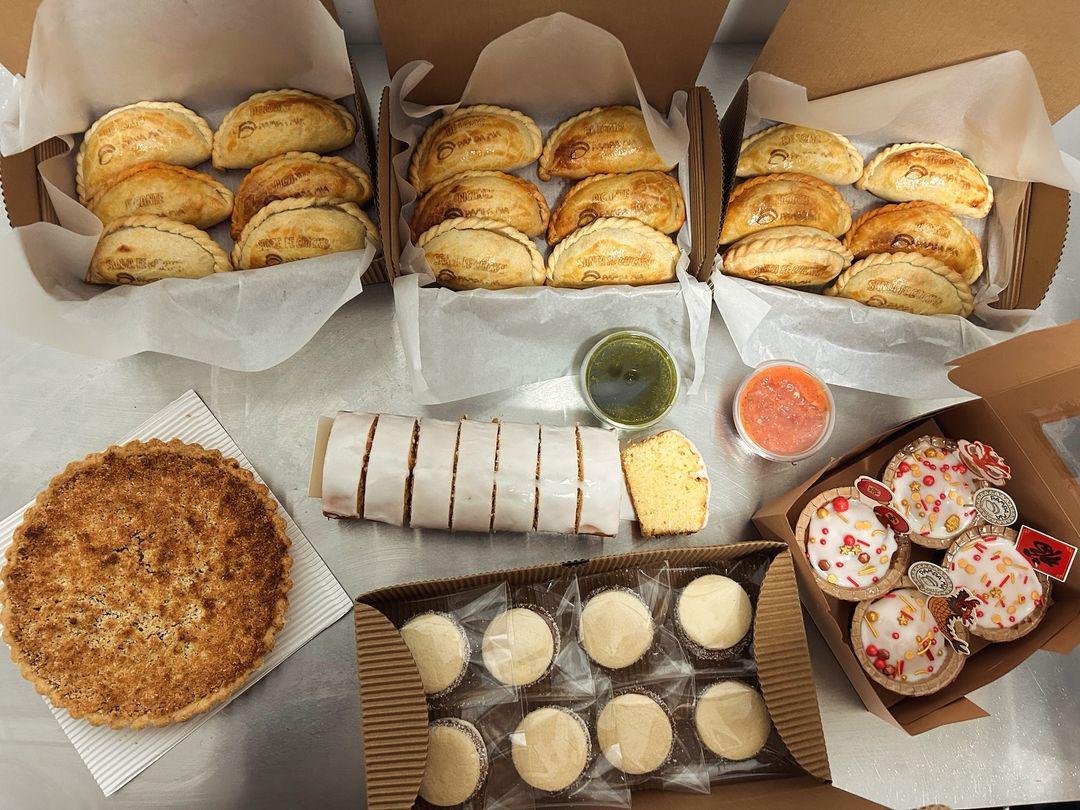 A delicious Pampa Mía spread awaits  . #empanadas #empanadasargentinas #empanadasargentinas  #empanadalovers #argentina #argentinianfood #argentina  #foodporn #foodiesinchina #foodlovers #artisanalbakery #handma