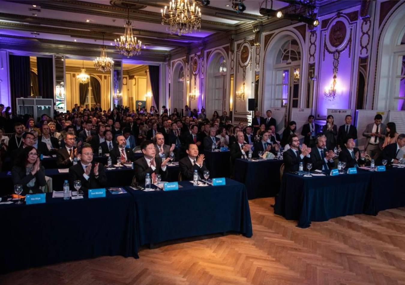 0ba2df8bb17141428c9e57765c9e2fa4 (1)