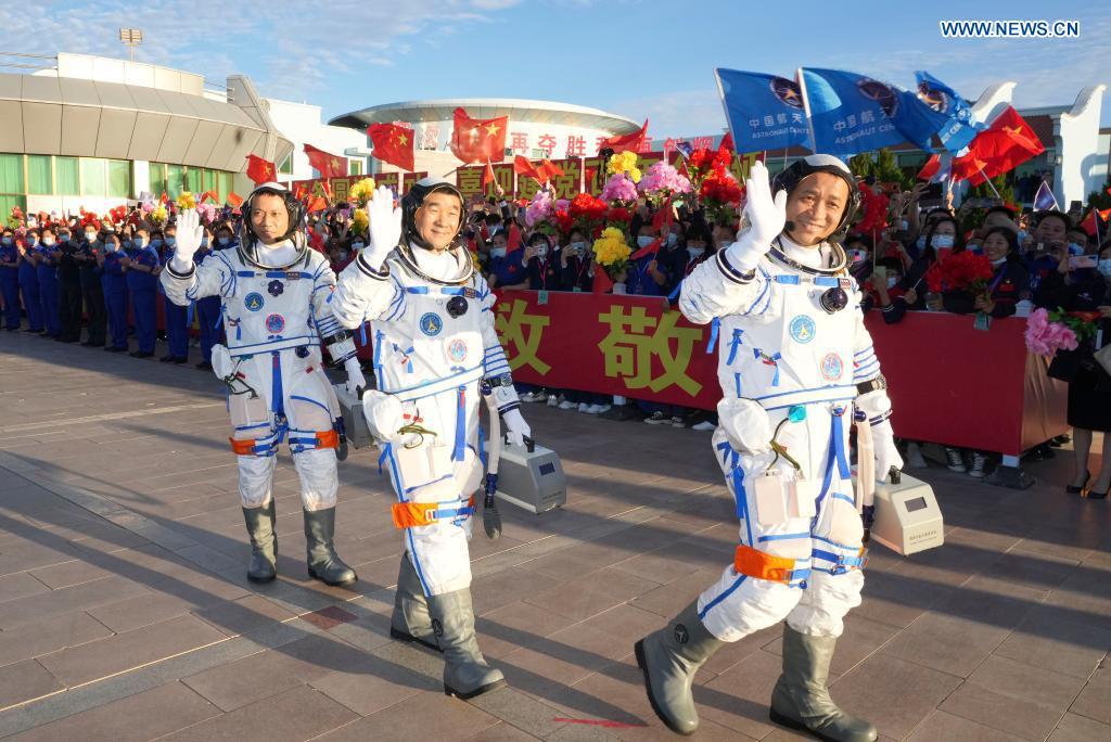 Astronautas chinos 3