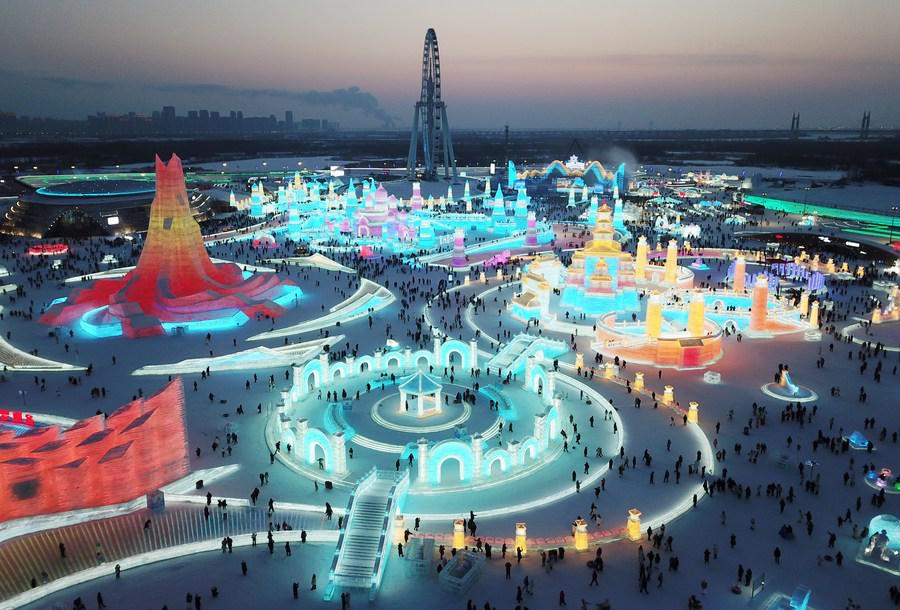 Harbin, la "ciudad de hielo" de China, atrae un récord de turistas. (Foto: Xinhua)