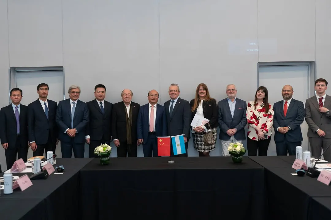 🤝 Recepción oficial de la provincia de GuizhouEl pasado miércoles 10 de septiembre, nuestra ins (1)