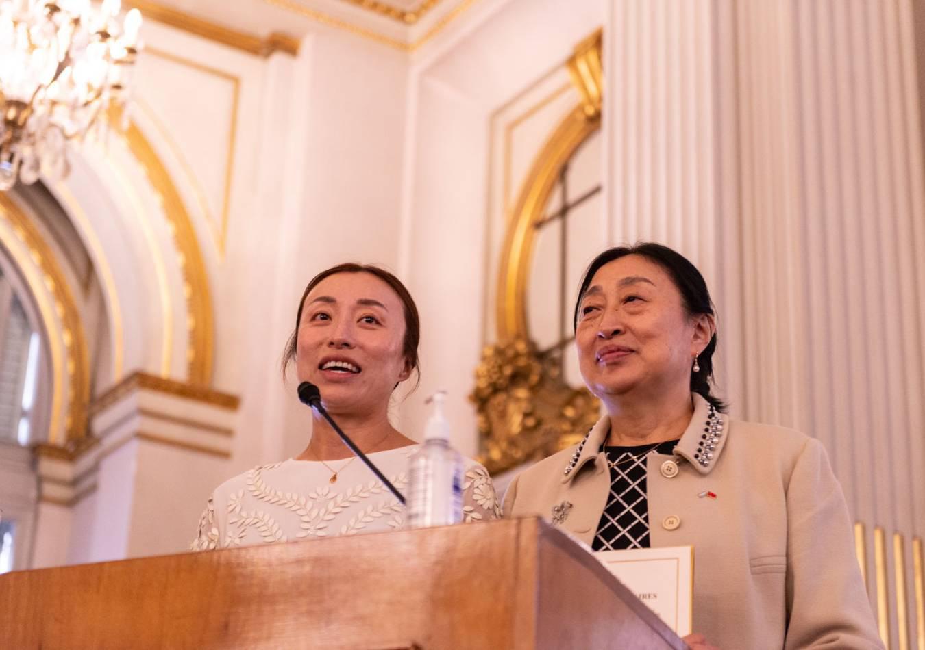 La Legislatura de la Ciudad de Buenos Aires declaró “Personalidad Destacada” a Chen Jing.